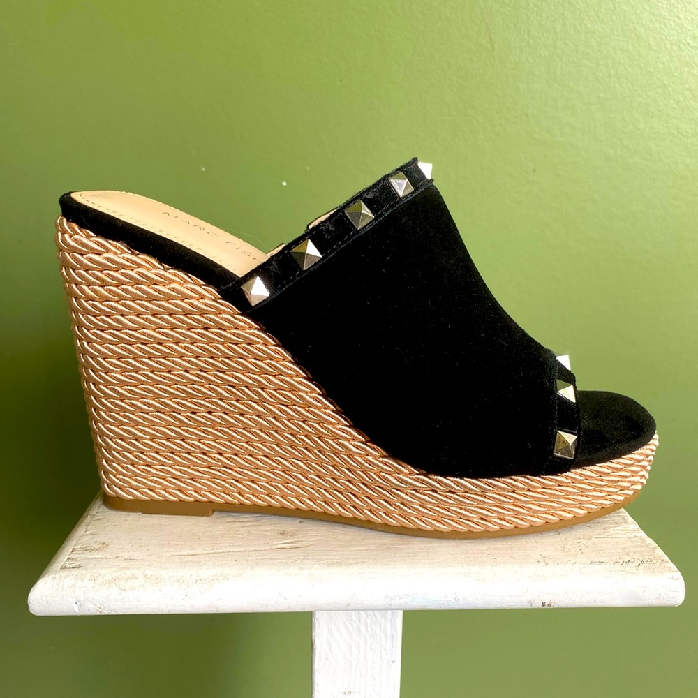 Marc Fisher sandals
